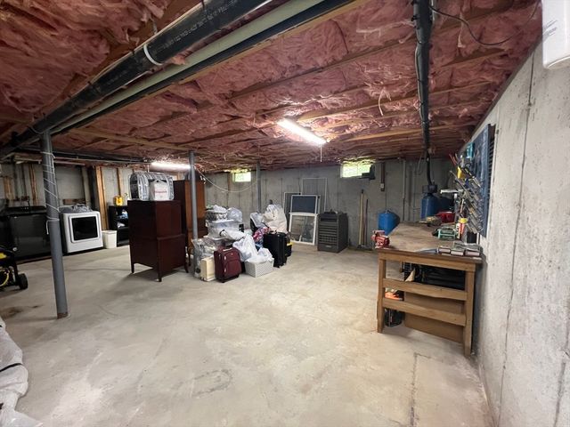 10 Garrison Heights Drive, Oxford, MA 01540