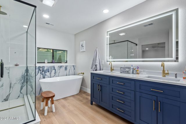 15832 N 62ND Place, Scottsdale, AZ 85254