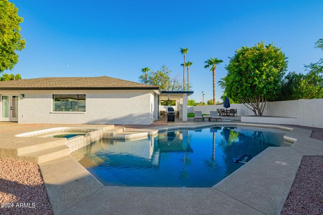 15832 N 62ND Place, Scottsdale, AZ 85254