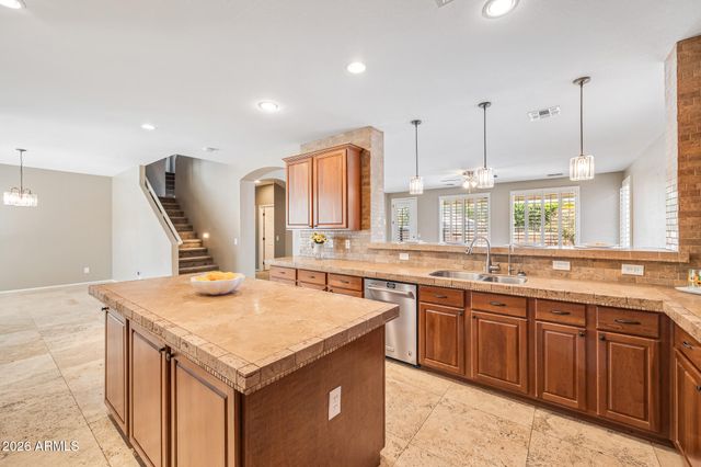 21778 E CHERRYWOOD Drive, Queen Creek, AZ 85142