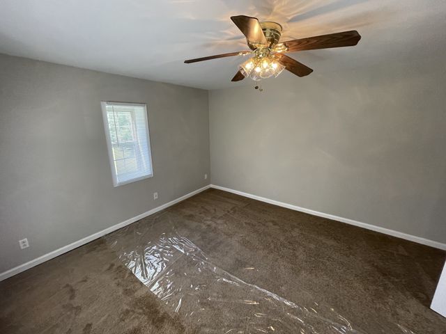 5007 Drakes Branch Rd, Nashville, TN 37218