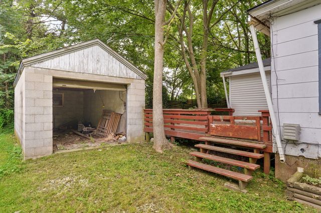2116 N Campbell Avenue, Springfield, MO 65803