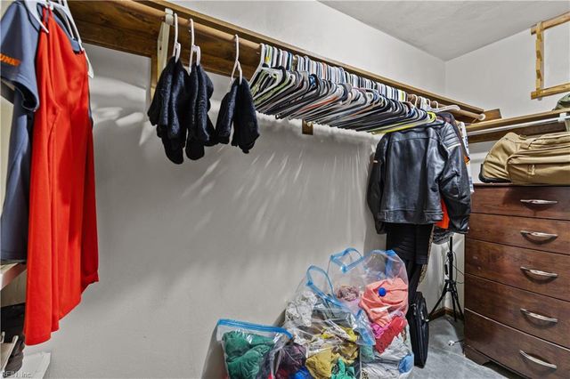 2229 Speckled Rock LN, Virginia Beach, VA 23456