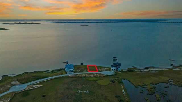 1410 Bay Pointe Drive, Galveston, TX 77554