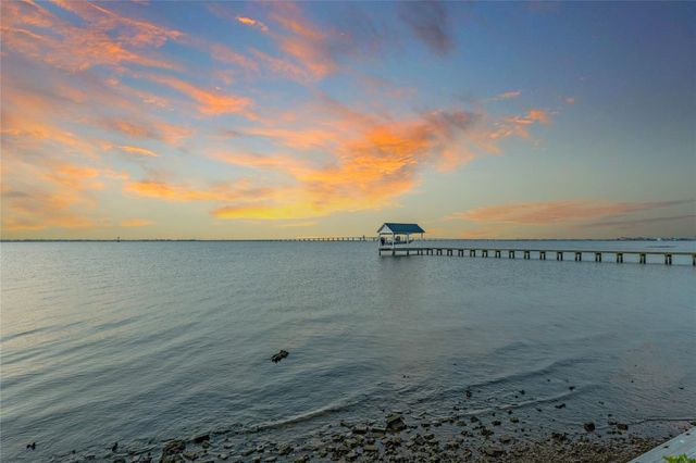 1410 Bay Pointe Drive, Galveston, TX 77554