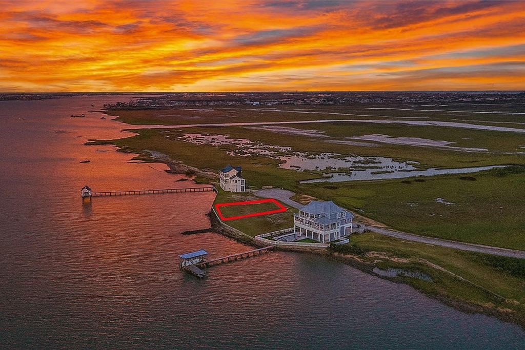 1410 Bay Pointe Drive, Galveston, TX 77554