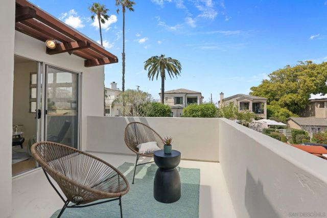 3333 Hill St, San Diego, CA 92106