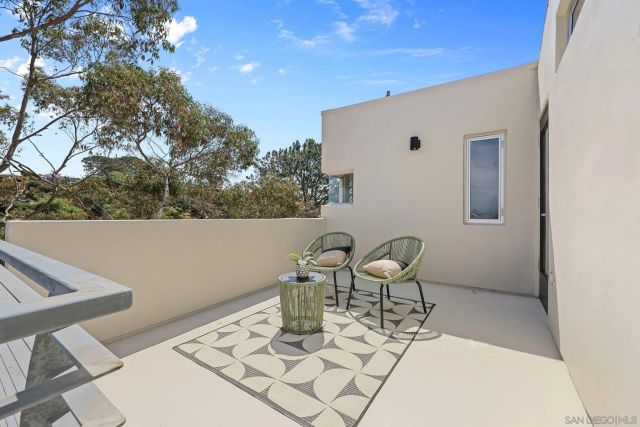 3333 Hill St, San Diego, CA 92106