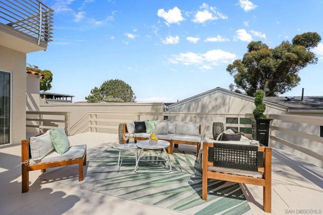 3333 Hill St, San Diego, CA 92106