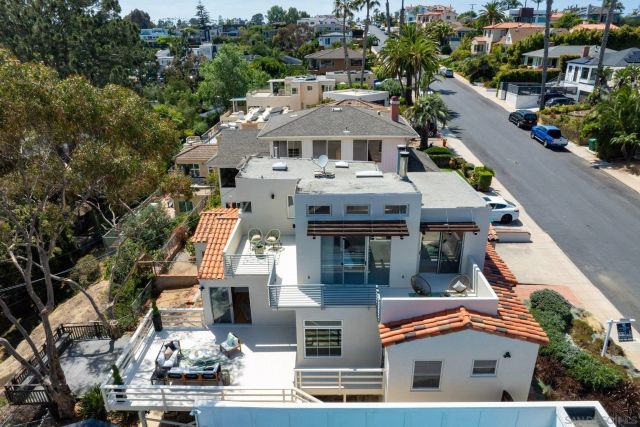 3333 Hill St, San Diego, CA 92106