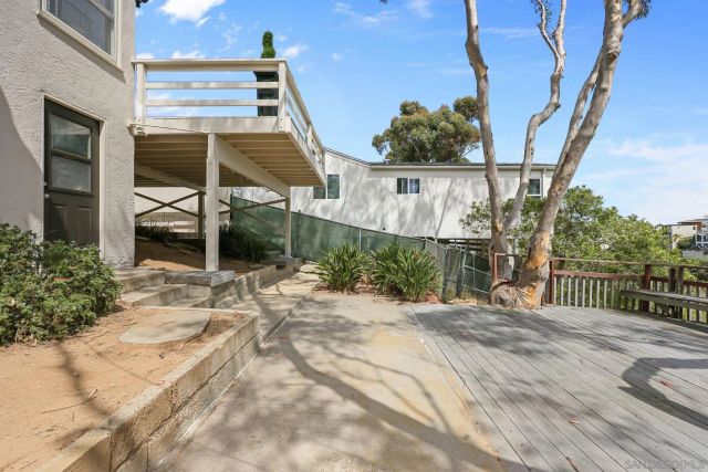 3333 Hill St, San Diego, CA 92106