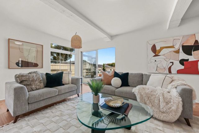 3333 Hill St, San Diego, CA 92106