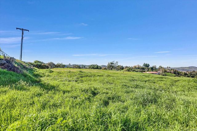 32039 Via Vera, Bonsall, CA 92003