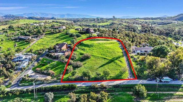 32039 Via Vera, Bonsall, CA 92003