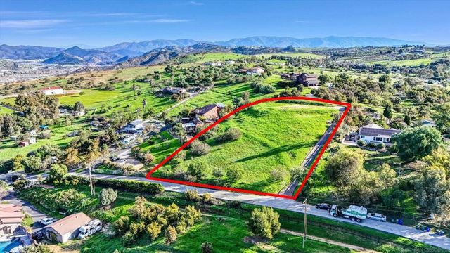 32039 Via Vera, Bonsall, CA 92003
