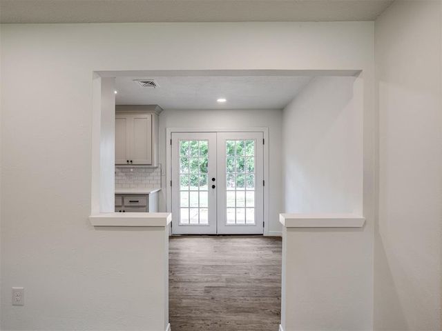 732 N Dallas Avenue, Moore, OK 73160