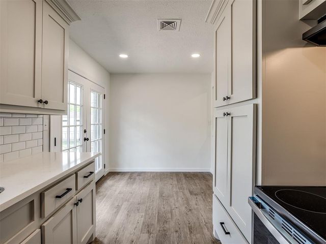 732 N Dallas Avenue, Moore, OK 73160
