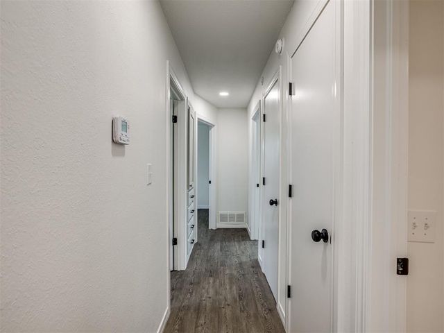 732 N Dallas Avenue, Moore, OK 73160
