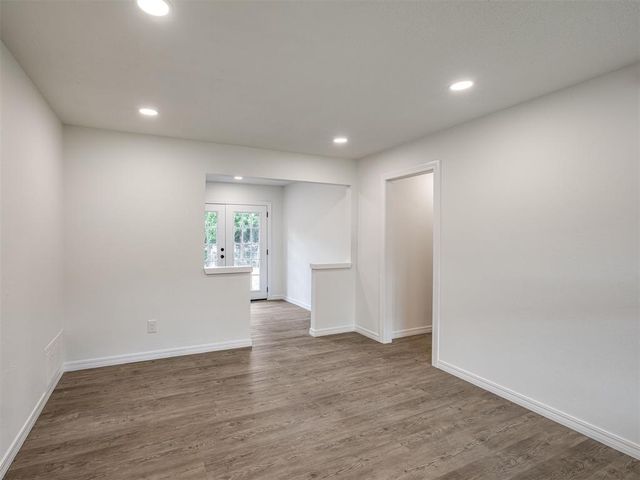 732 N Dallas Avenue, Moore, OK 73160