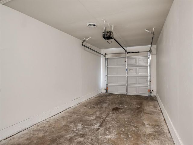732 N Dallas Avenue, Moore, OK 73160