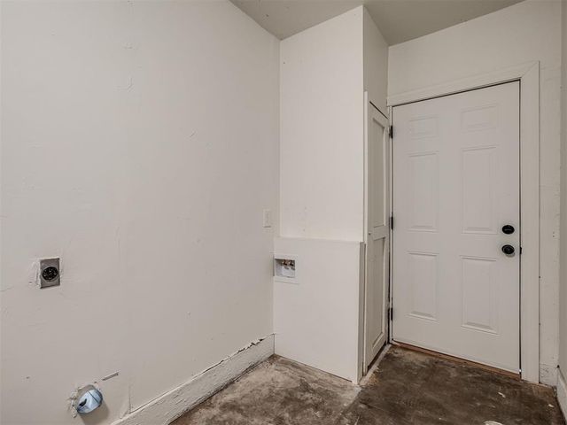 732 N Dallas Avenue, Moore, OK 73160