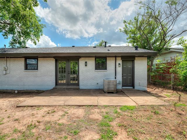 732 N Dallas Avenue, Moore, OK 73160