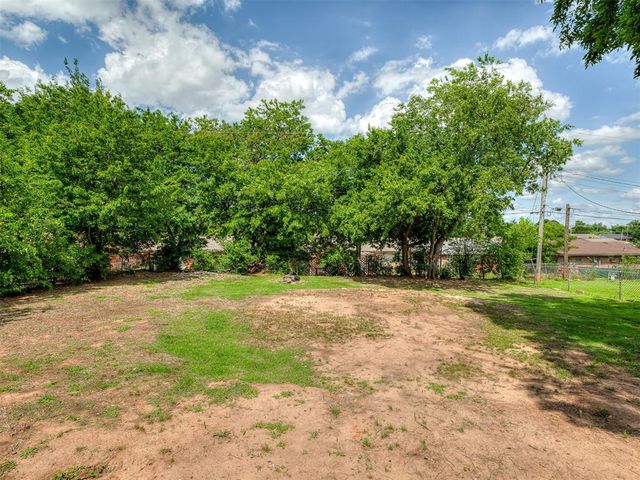 732 N Dallas Avenue, Moore, OK 73160