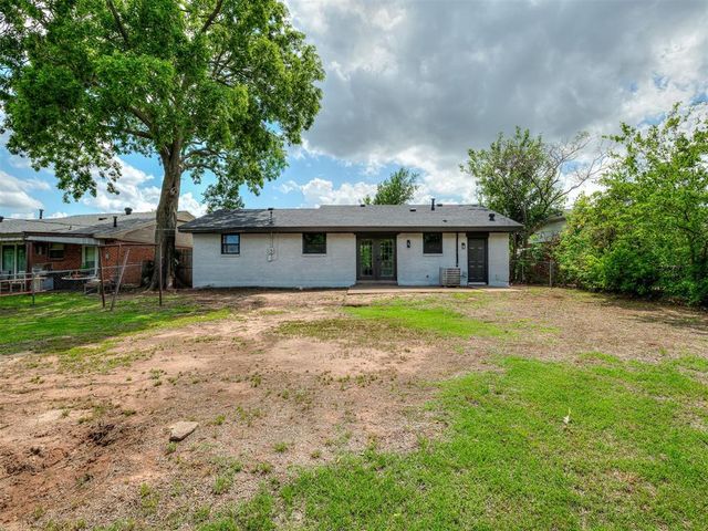 732 N Dallas Avenue, Moore, OK 73160