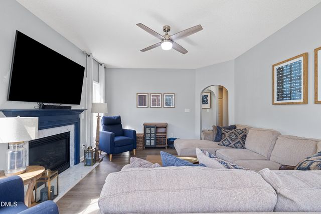 2528 Laurel Falls Lane, Raleigh, NC 27603