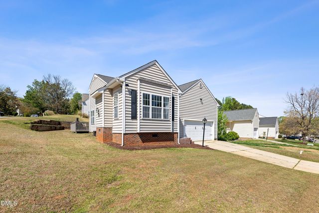 2528 Laurel Falls Lane, Raleigh, NC 27603