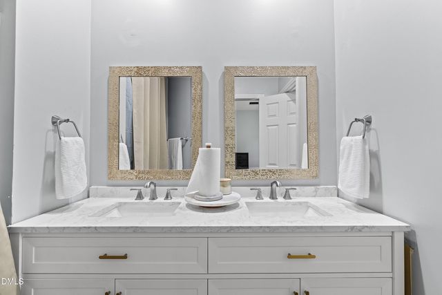 2528 Laurel Falls Lane, Raleigh, NC 27603