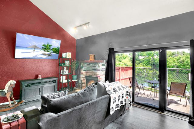 1015 Turtle Lake Boulevard 119, Irving, TX 75060