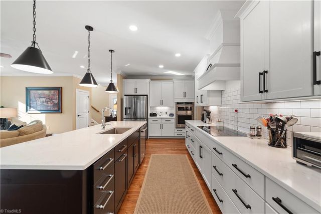 7608 Monty Drive, Kernersville, NC 27284