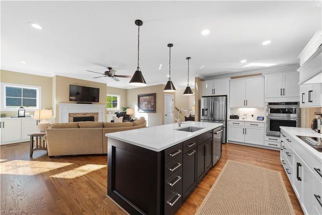 7608 Monty Drive, Kernersville, NC 27284
