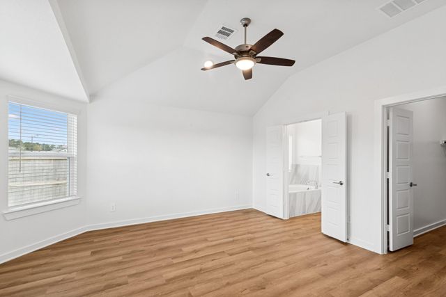 812 Village Brook Drive, Willis, TX 77378