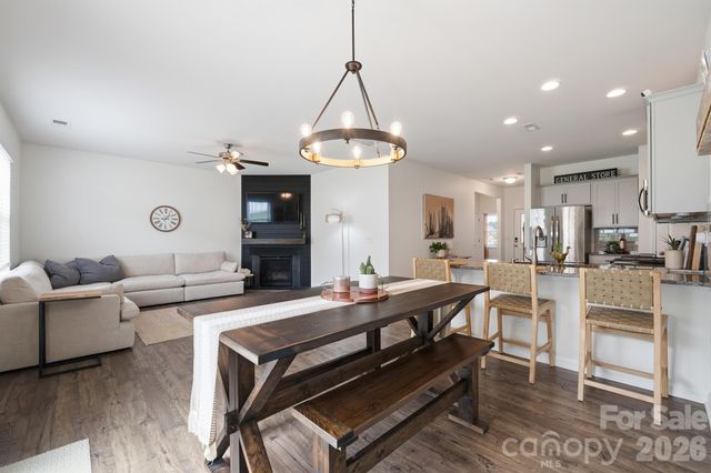 7004 Branch Fork Road, Charlotte, NC 28215