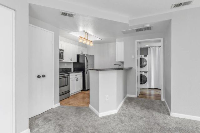 3929 Nobel Dr 89, San Diego, CA 92122