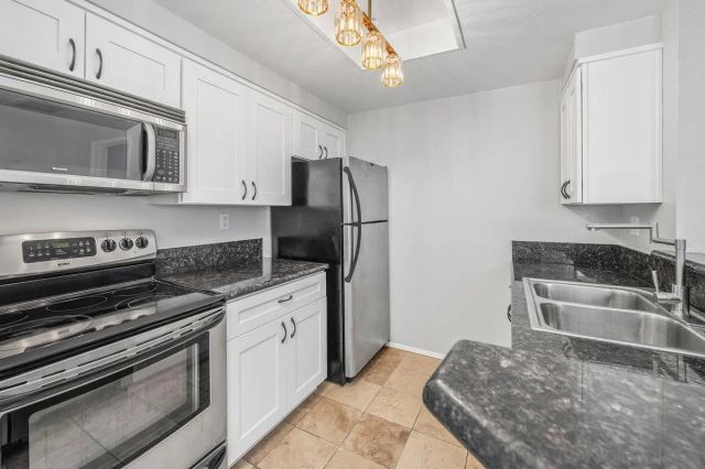 3929 Nobel Dr 89, San Diego, CA 92122