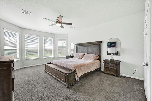 84 Carmel Drive, Manvel, TX 77578