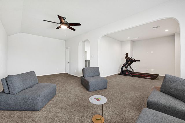 84 Carmel Drive, Manvel, TX 77578