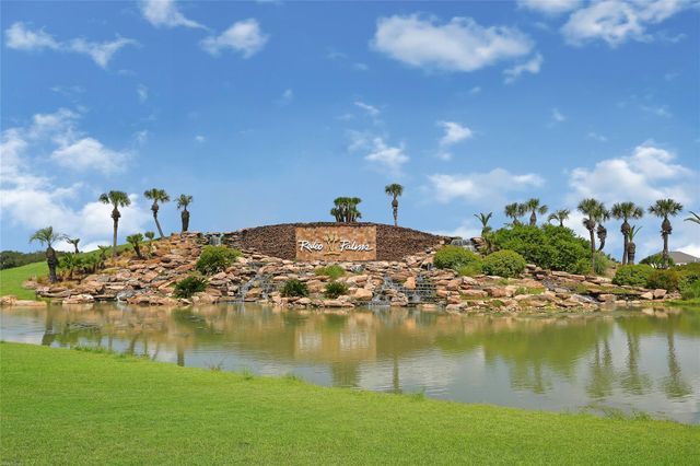 84 Carmel Drive, Manvel, TX 77578