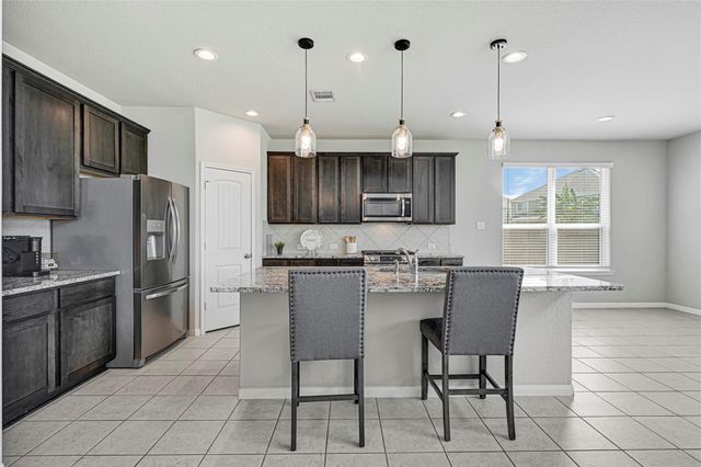 84 Carmel Drive, Manvel, TX 77578