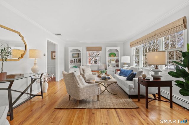 2 Red Rose Circle, Darien, CT 06820