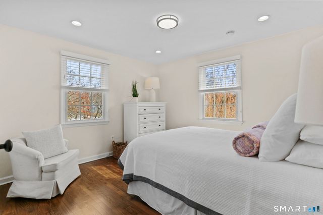 2 Red Rose Circle, Darien, CT 06820