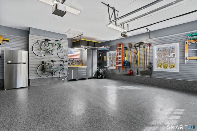 2 Red Rose Circle, Darien, CT 06820