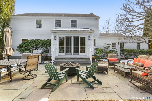 2 Red Rose Circle, Darien, CT 06820