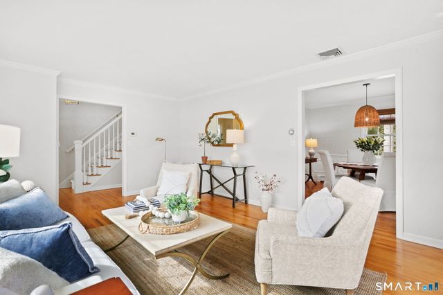 2 Red Rose Circle, Darien, CT 06820