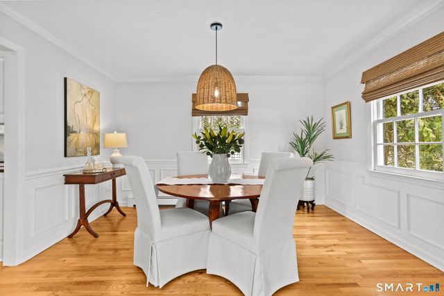 2 Red Rose Circle, Darien, CT 06820