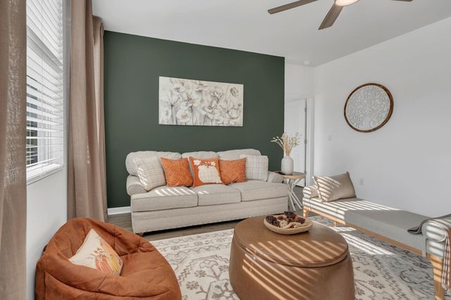 2118 Quinn Dr, White House, TN 37188