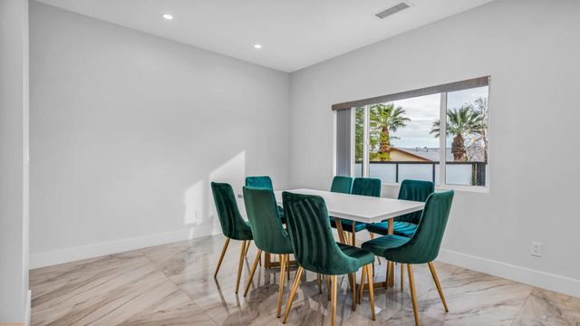 66174 Avenida Suenos, Desert Hot Springs, CA 92240